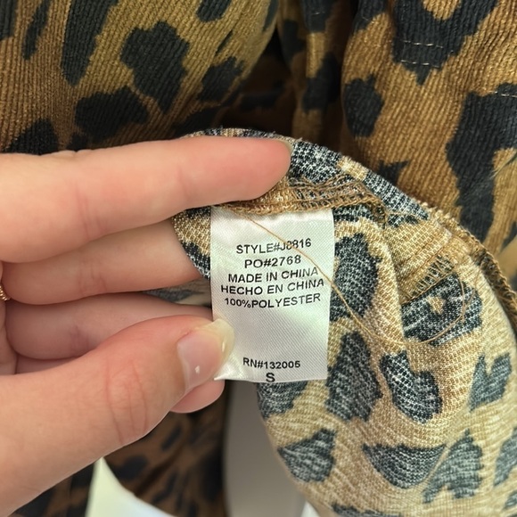 Entro Leopard Print Small Corduroy Jacket Cinches at Waist size Small - Picture 4 of 5
